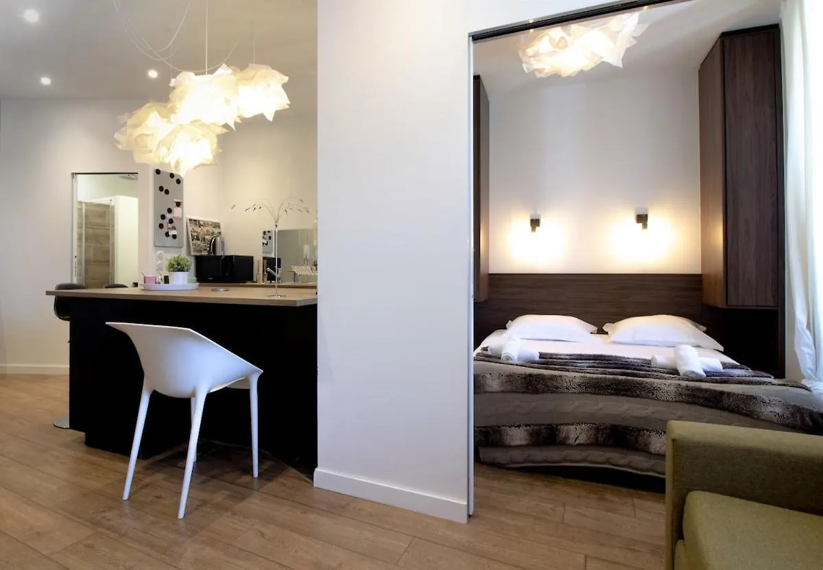 New Sainte-Claire Vieille Ville Annecy Apartment